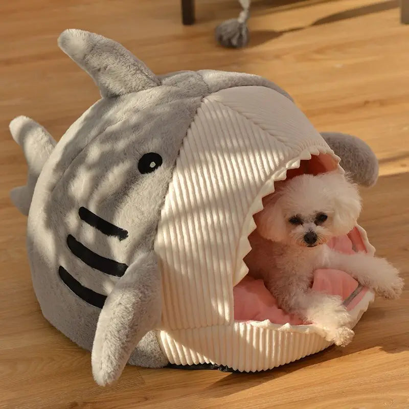 Dog Cat Beds Mats Kennel Warm Winter Semi-Closed Medium Small Dog Cartoon Shark Shape Pet Products Supplies